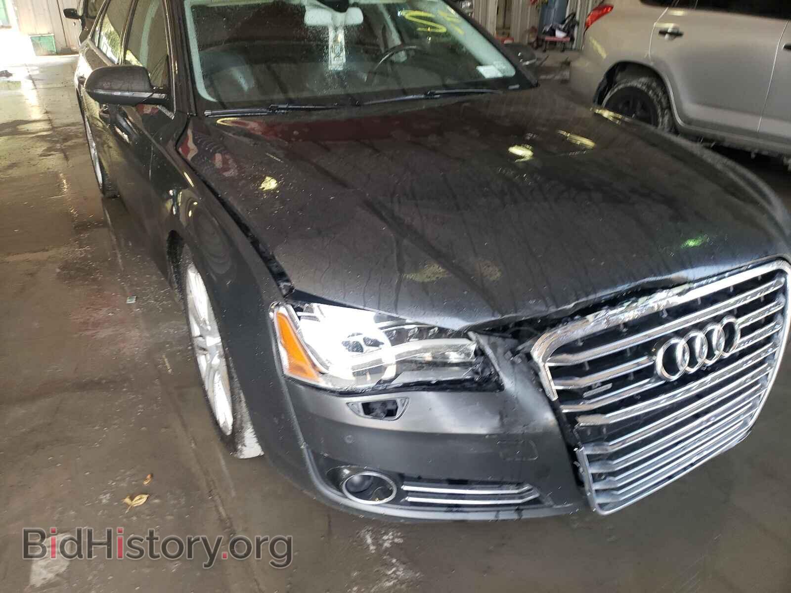 Photo WAURVAFD1BN005252 - AUDI A8 2011