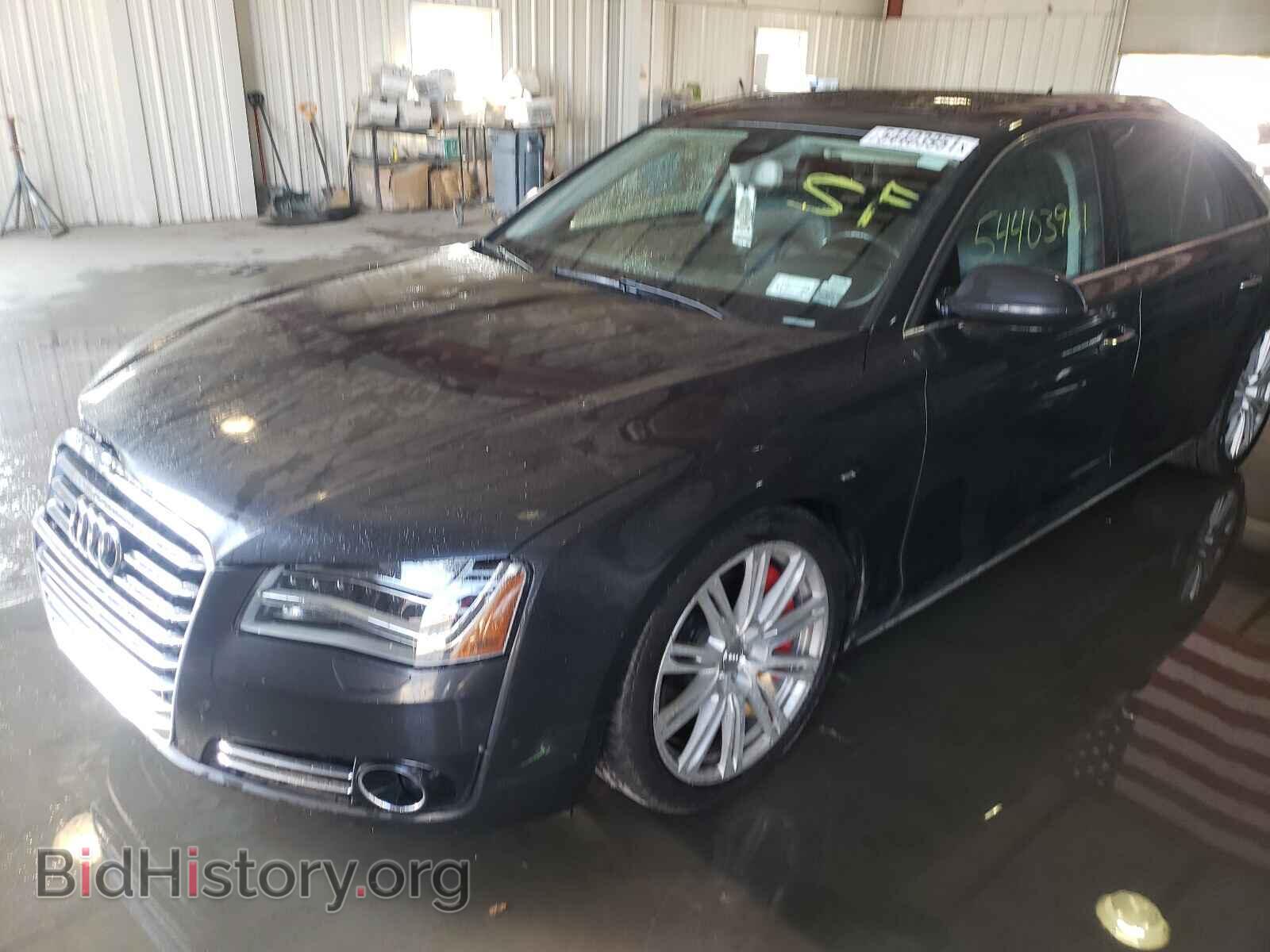 2011 AUDI A8 - VIN: WAURVAFD1BN005252 - Фото 2