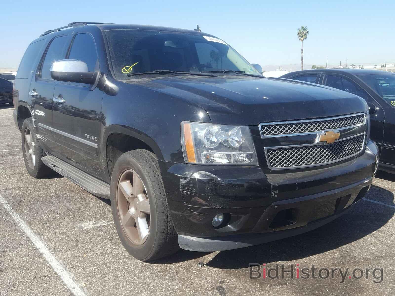 Photo 1GNSCCE0XCR168004 - CHEVROLET TAHOE 2012
