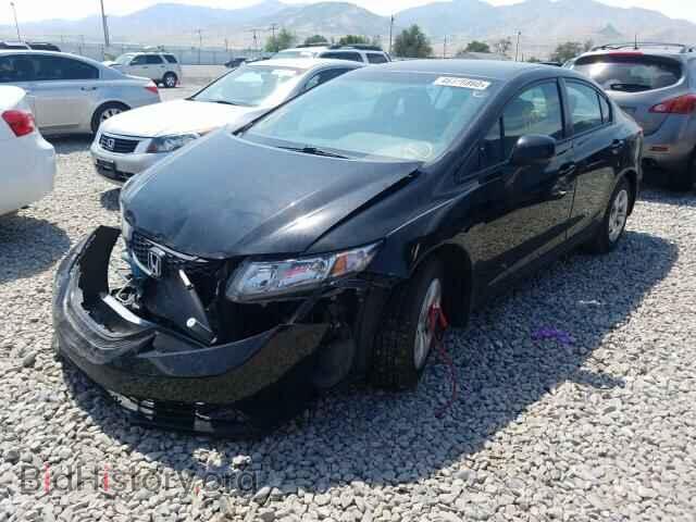 2013 HONDA CIVIC - VIN: 2HGFB2F53DH566174 - Фото 2