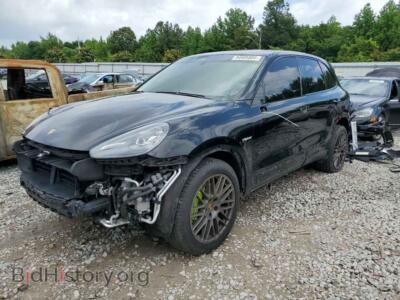 2017 Porsche CAYENNE SE Hybrid Platinum, черный — VIN WP1AE2A25HLA68286, Copart