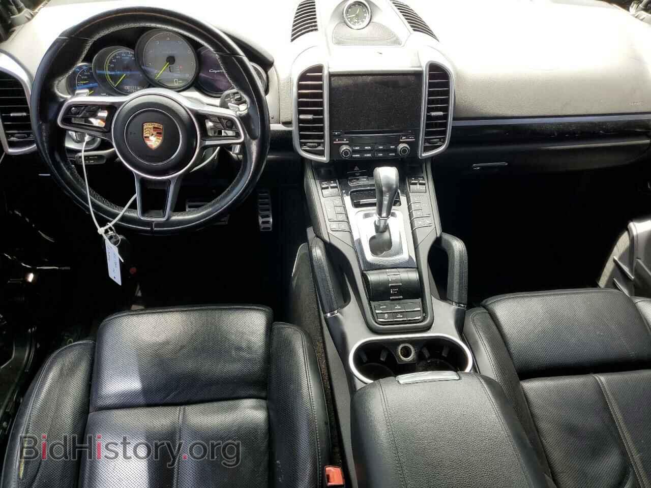 2017 PORSCHE CAYENNE - VIN: WP1AE2A25HLA68286 - Фото 8