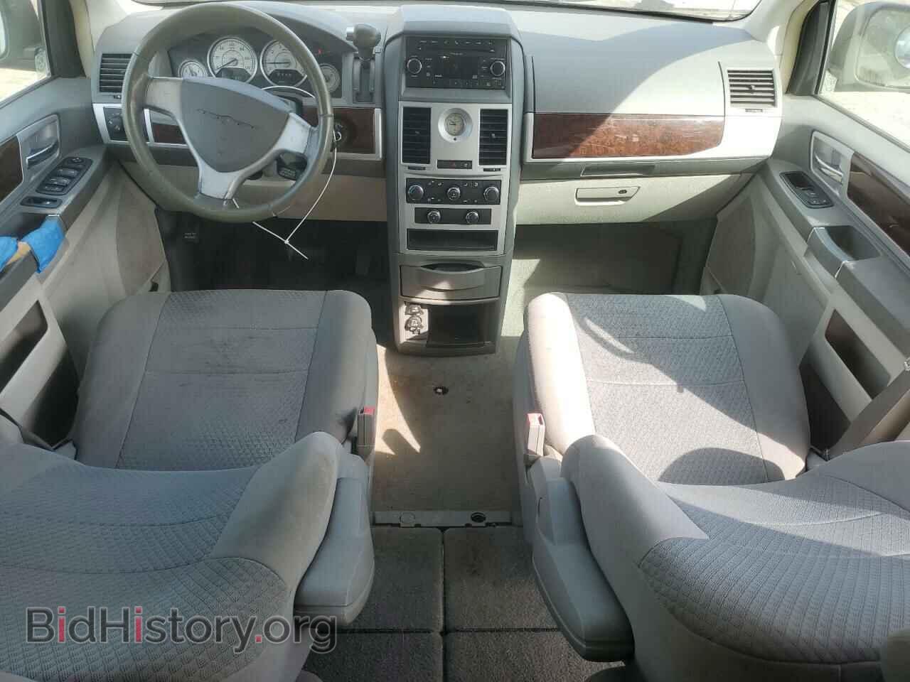 2010 CHRYSLER MINIVAN - VIN: 2A4RR5D1XAR492437 - Фото 8