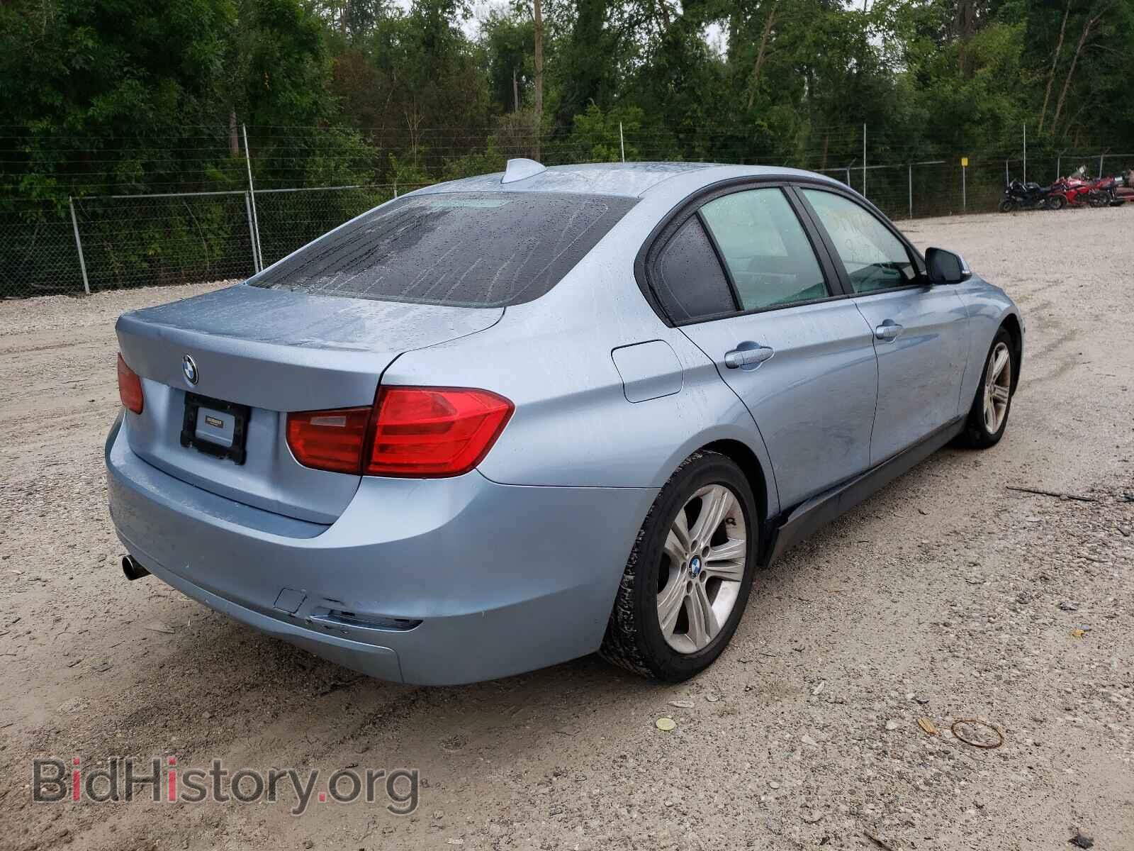 2013 BMW 3 SERIES - VIN: WBA3C3C57DF982445 - Фото 4