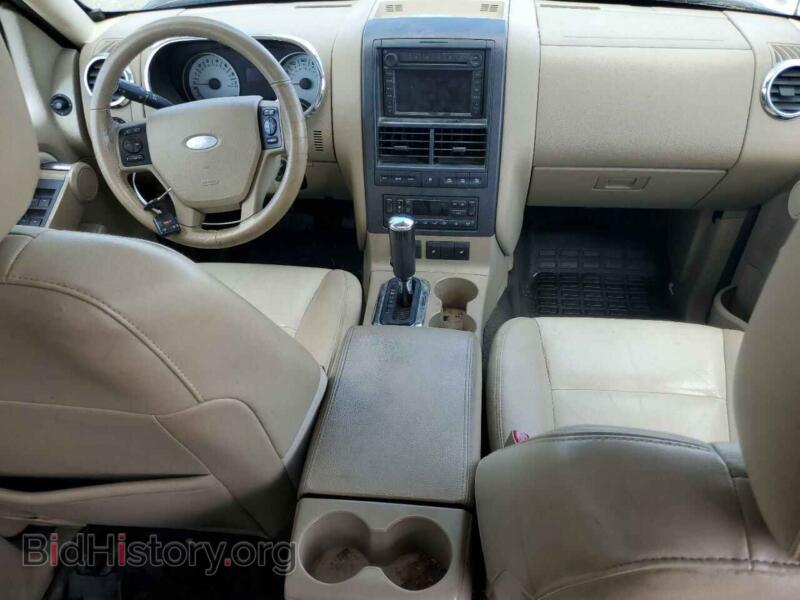 2007 Ford EXPLORER (VIN 1FMEU53817UA29949) — фото 8 из 12