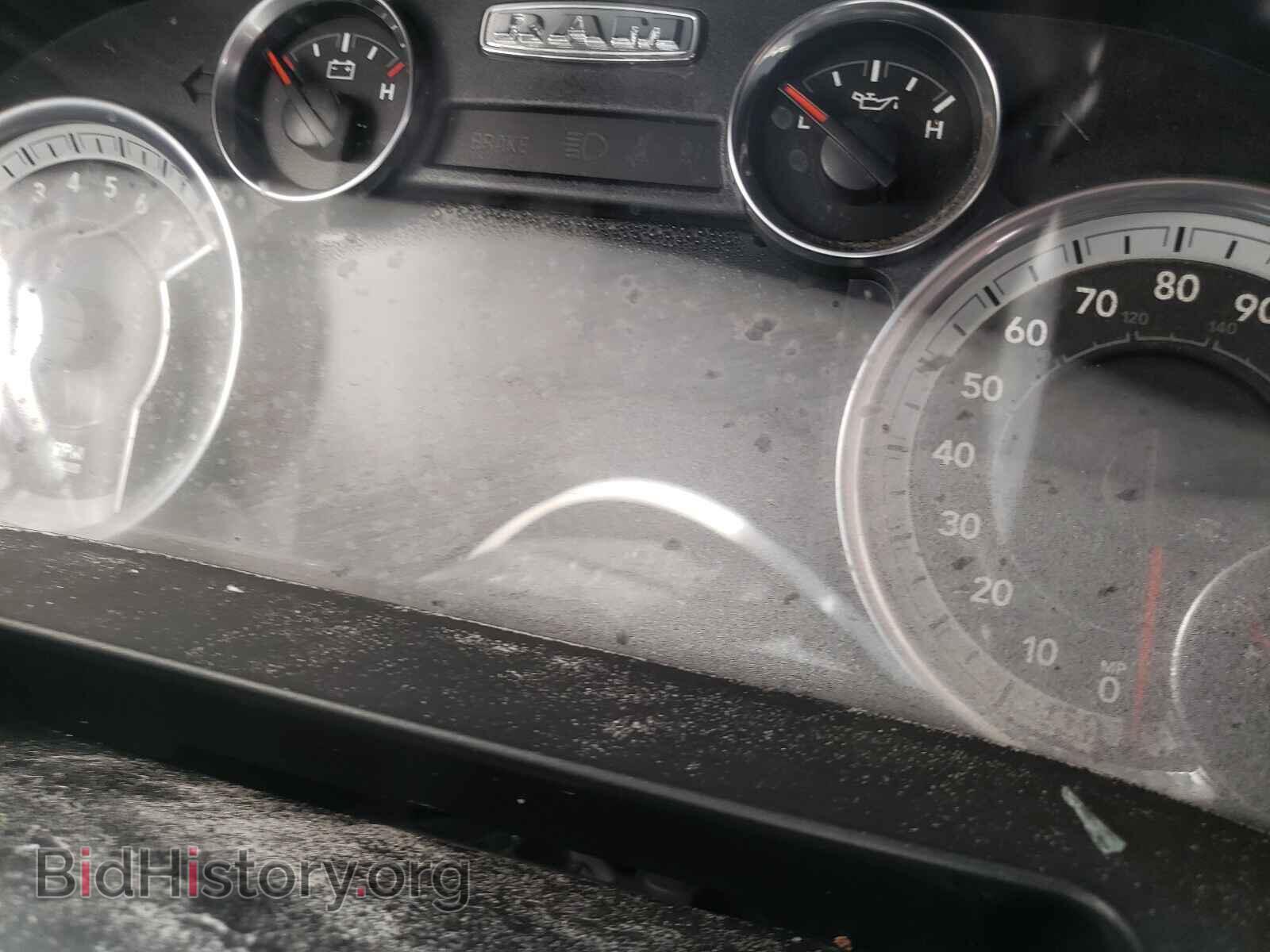 2019 RAM 1500 - VIN: 1C6RR6LT9KS625646 - Фото 8