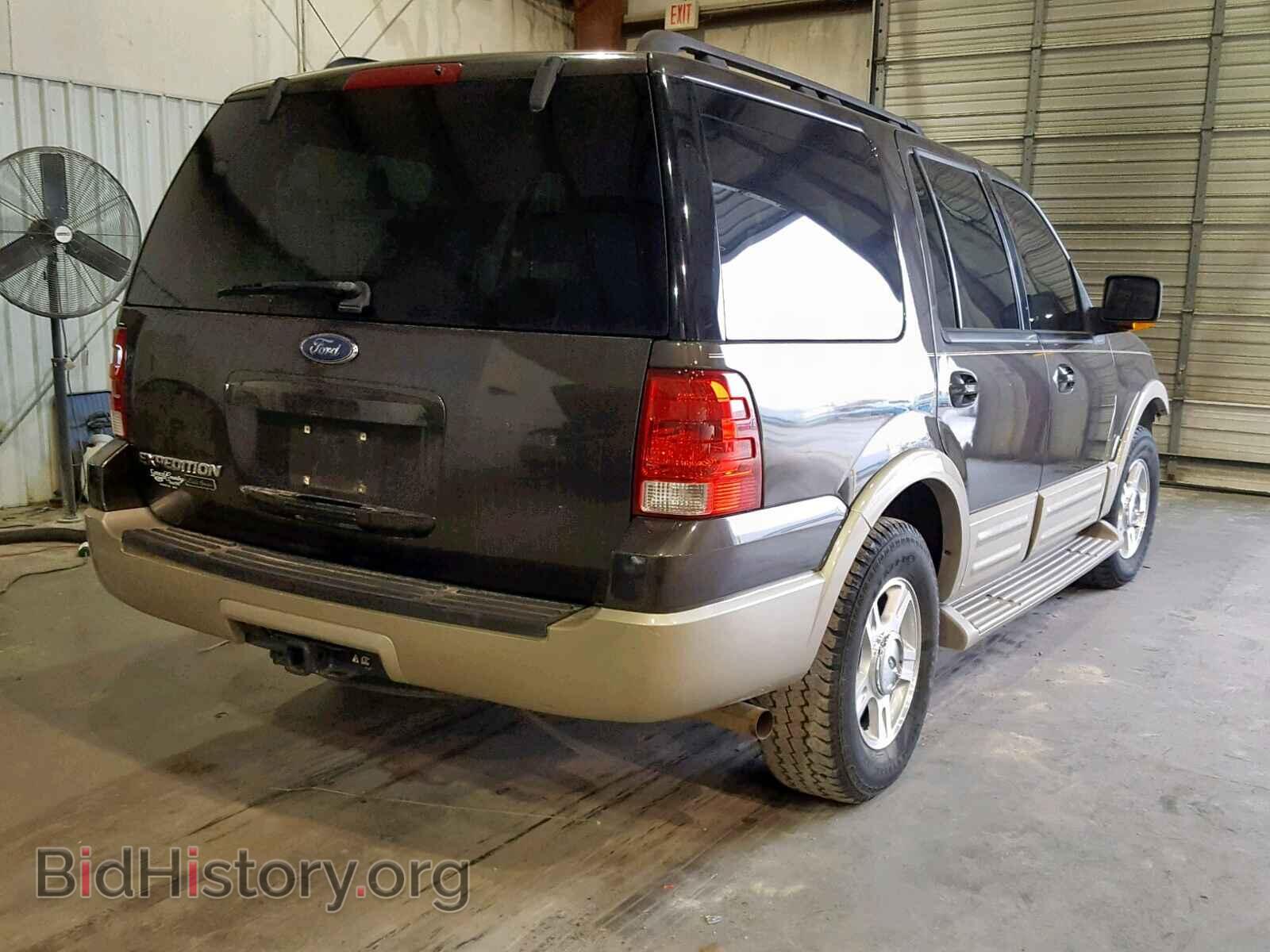 2005 FORD EXPEDITION - VIN: 1FMPU17505LA35701 - Фото 4