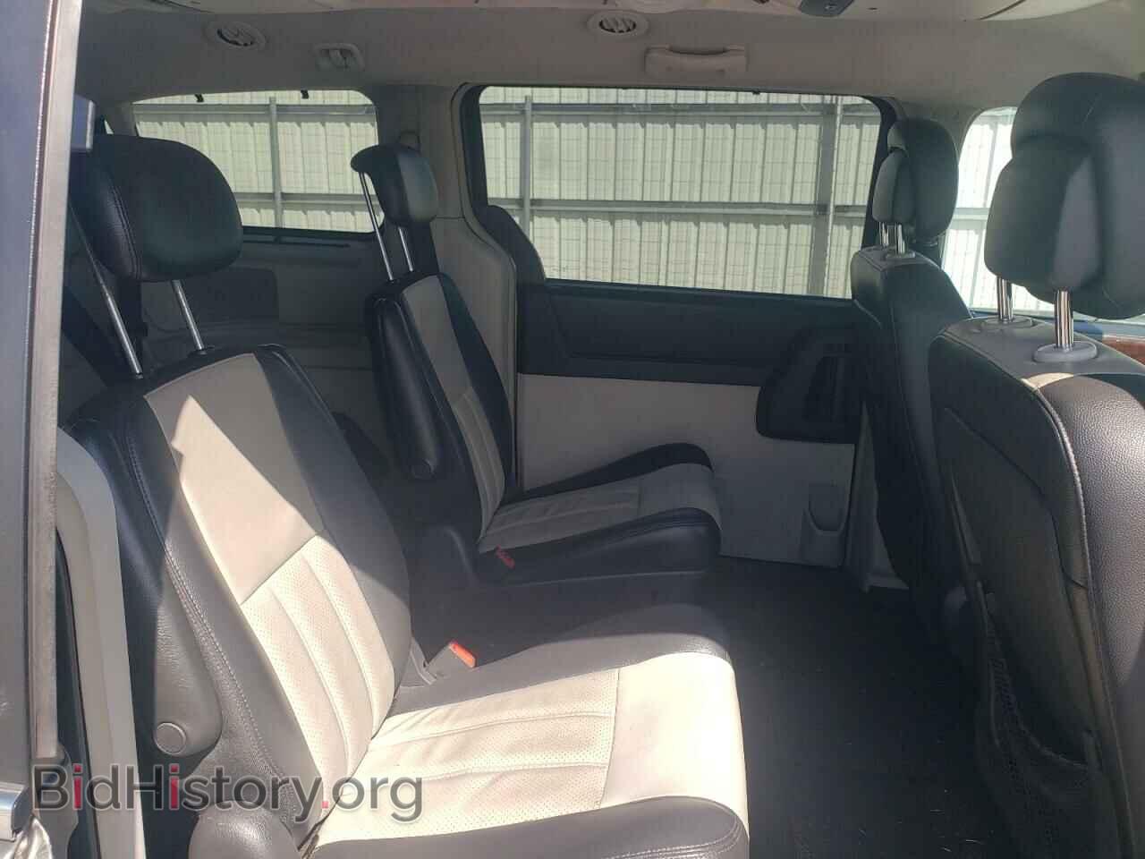 2010 CHRYSLER MINIVAN - VIN: 2A4RR8DX4AR436628 - Фото 11