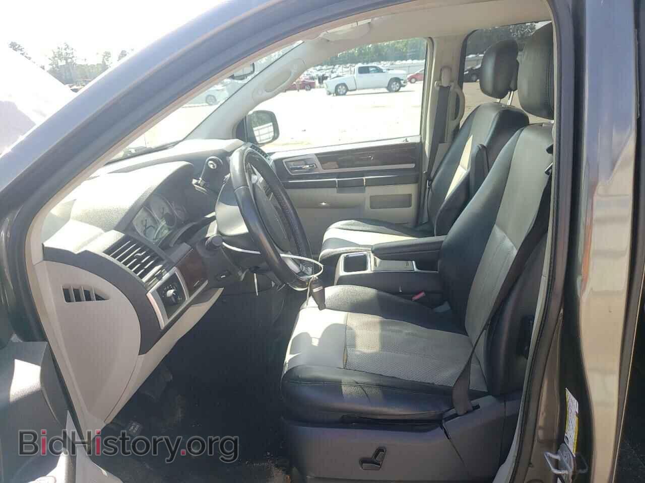 2010 CHRYSLER MINIVAN - VIN: 2A4RR8DX4AR436628 - Фото 7