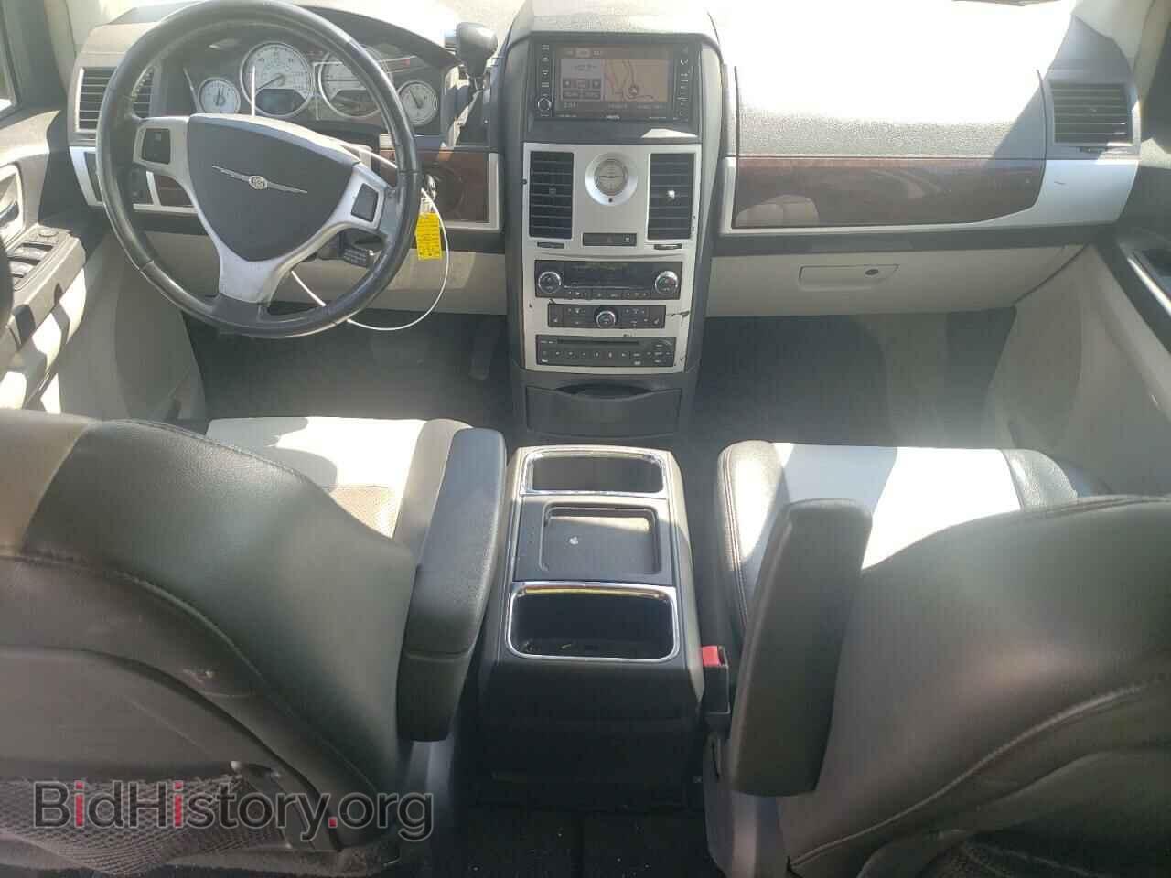 2010 CHRYSLER MINIVAN - VIN: 2A4RR8DX4AR436628 - Фото 8