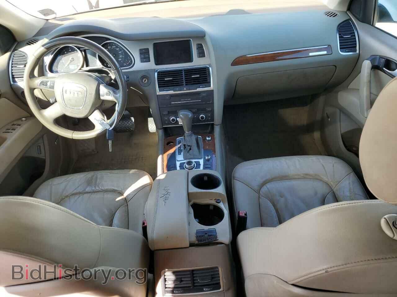 2010 AUDI Q7 - VIN: WA1LYAFE6AD000376 - Фото 8