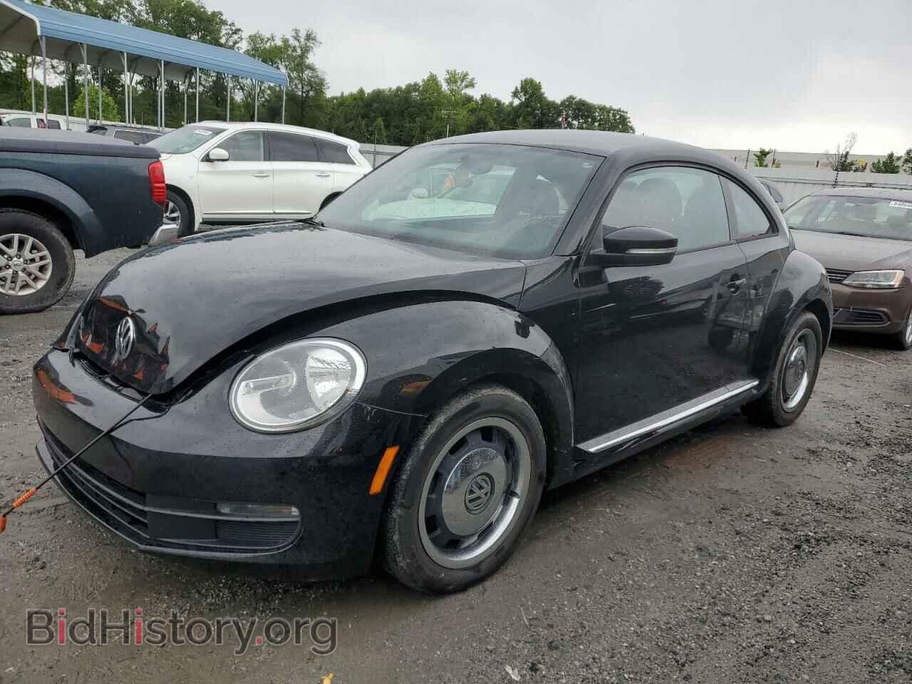 Фотография 3VWJP7AT3CM633348 - VOLKSWAGEN BEETLE 2012