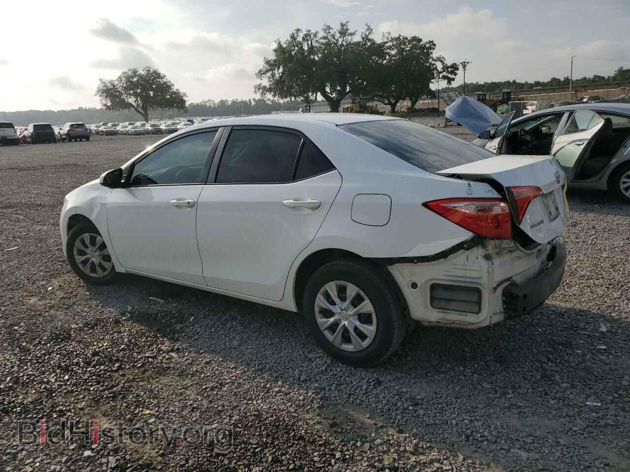 2017 TOYOTA COROLLA - VIN: 2T1BURHE0HC814393 - Фото 2