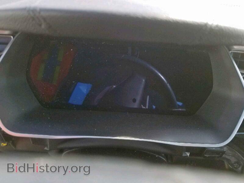 2015 Tesla MODEL S 70 (VIN 5YJSA1S29FF095503) — photo 8 of 10