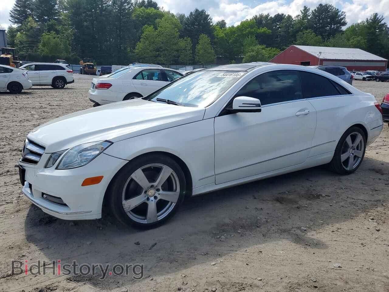 Photo WDDKJ8JB3DF201761 - MERCEDES-BENZ E-CLASS 2013