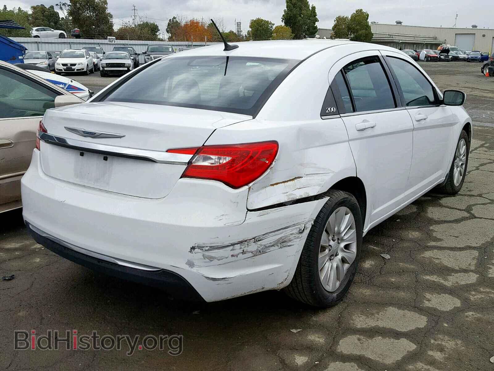2012 CHRYSLER 200 - VIN: 1C3CCBAB1CN272133 - Фото 4