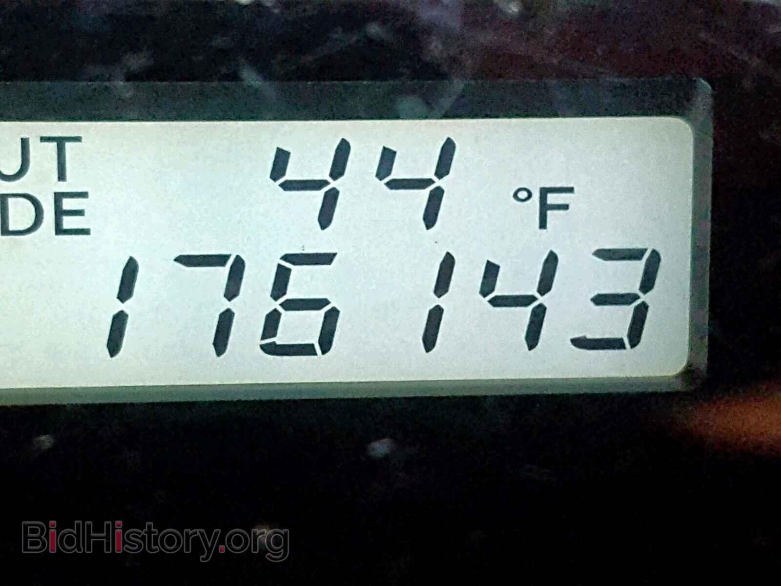 2003 TOYOTA COROLLA - VIN: 2T1BR38E33C133524 - Photo 8