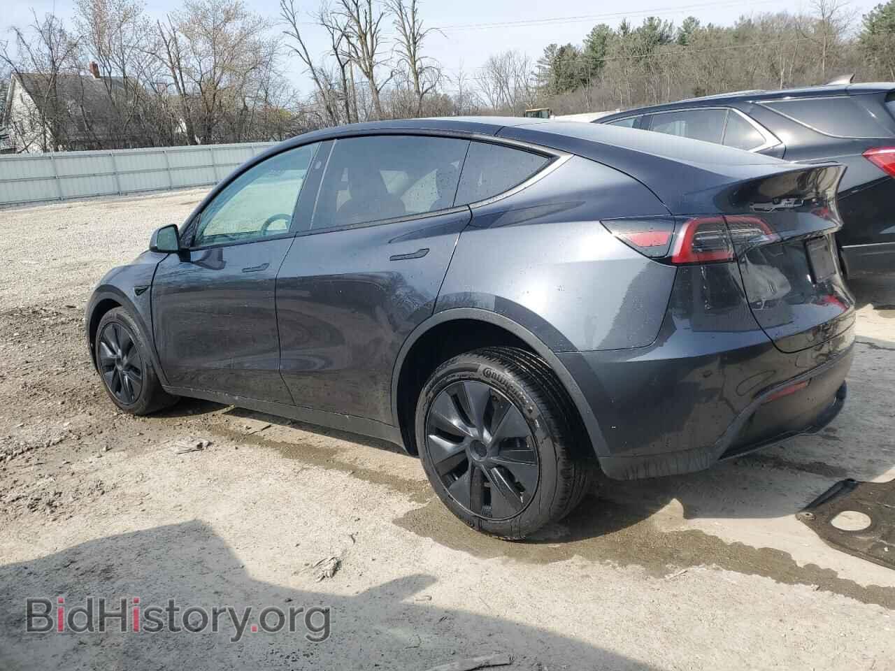 2024 TESLA MODEL Y - VIN: 7SAYGDEE1RF199734 - Фото 2
