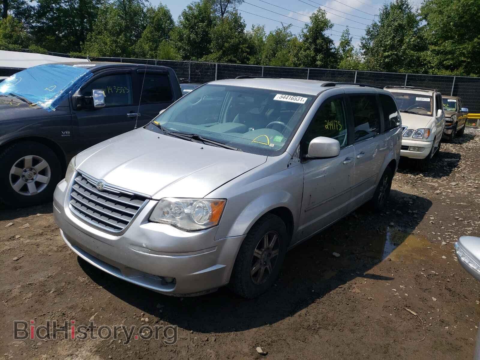 2010 CHRYSLER MINIVAN - VIN: 2A4RR5D16AR266007 - Фото 2