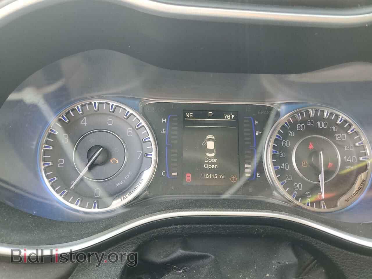 2016 CHRYSLER 200 - VIN: 1C3CCCAB8GN108244 - Фото 9