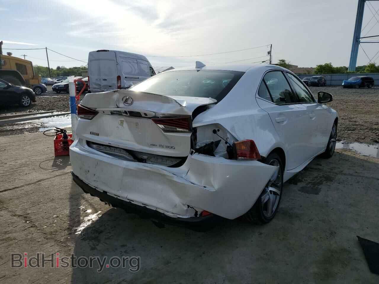 2018 LEXUS IS - VIN: JTHC81D29J5028373 - Фото 3