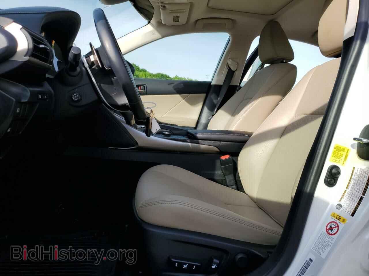 2018 LEXUS IS - VIN: JTHC81D29J5028373 - Фото 7