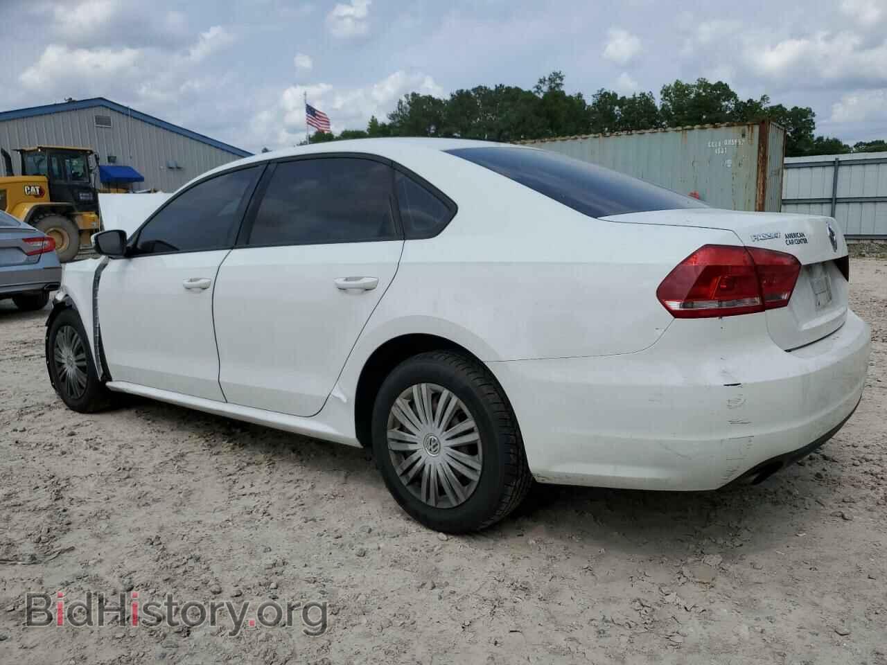 2015 VOLKSWAGEN PASSAT - VIN: 1VWAT7A32FC095372 - Фото 2
