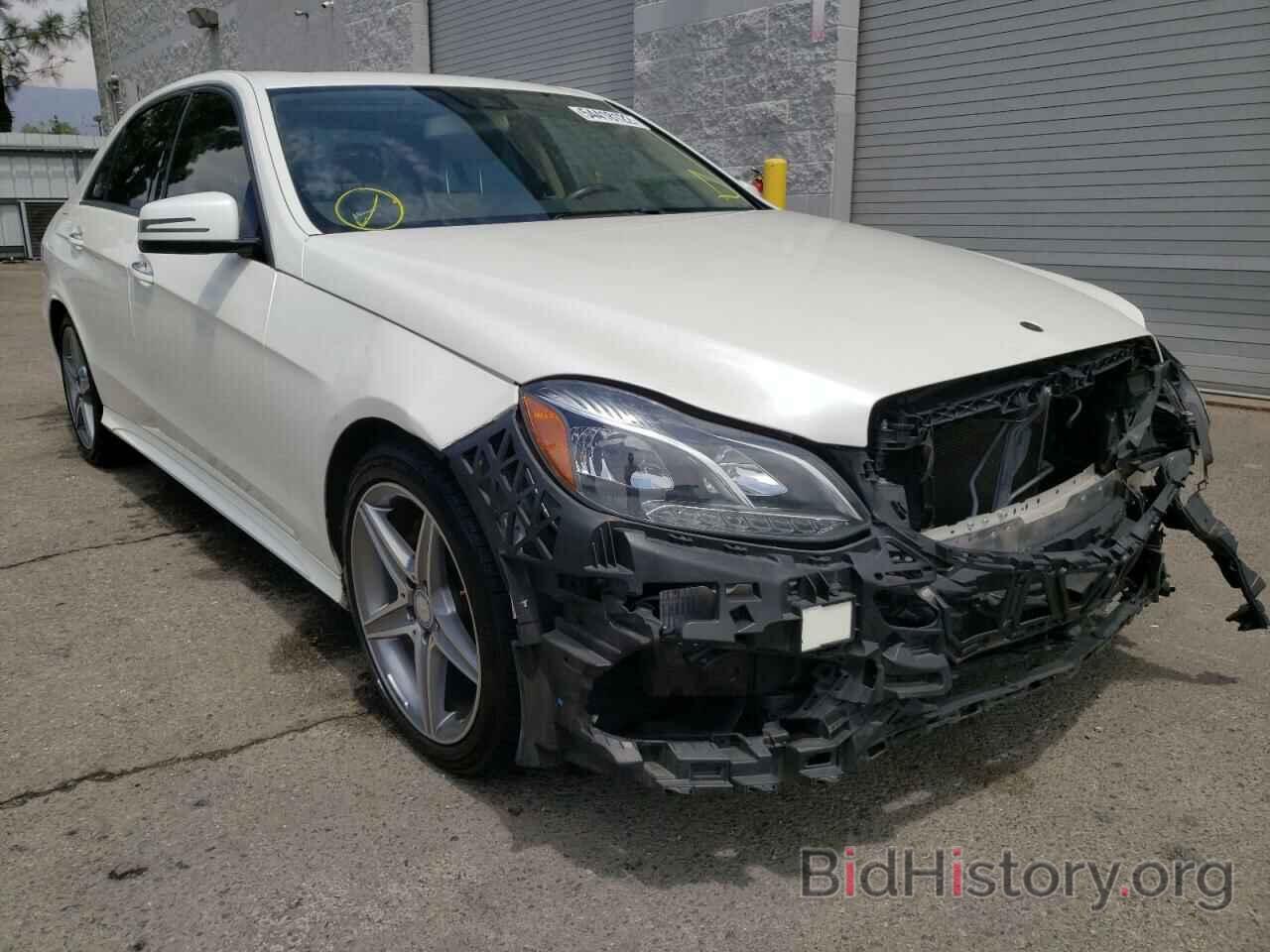 Photo WDDHF5KB8EB035318 - MERCEDES-BENZ E-CLASS 2014