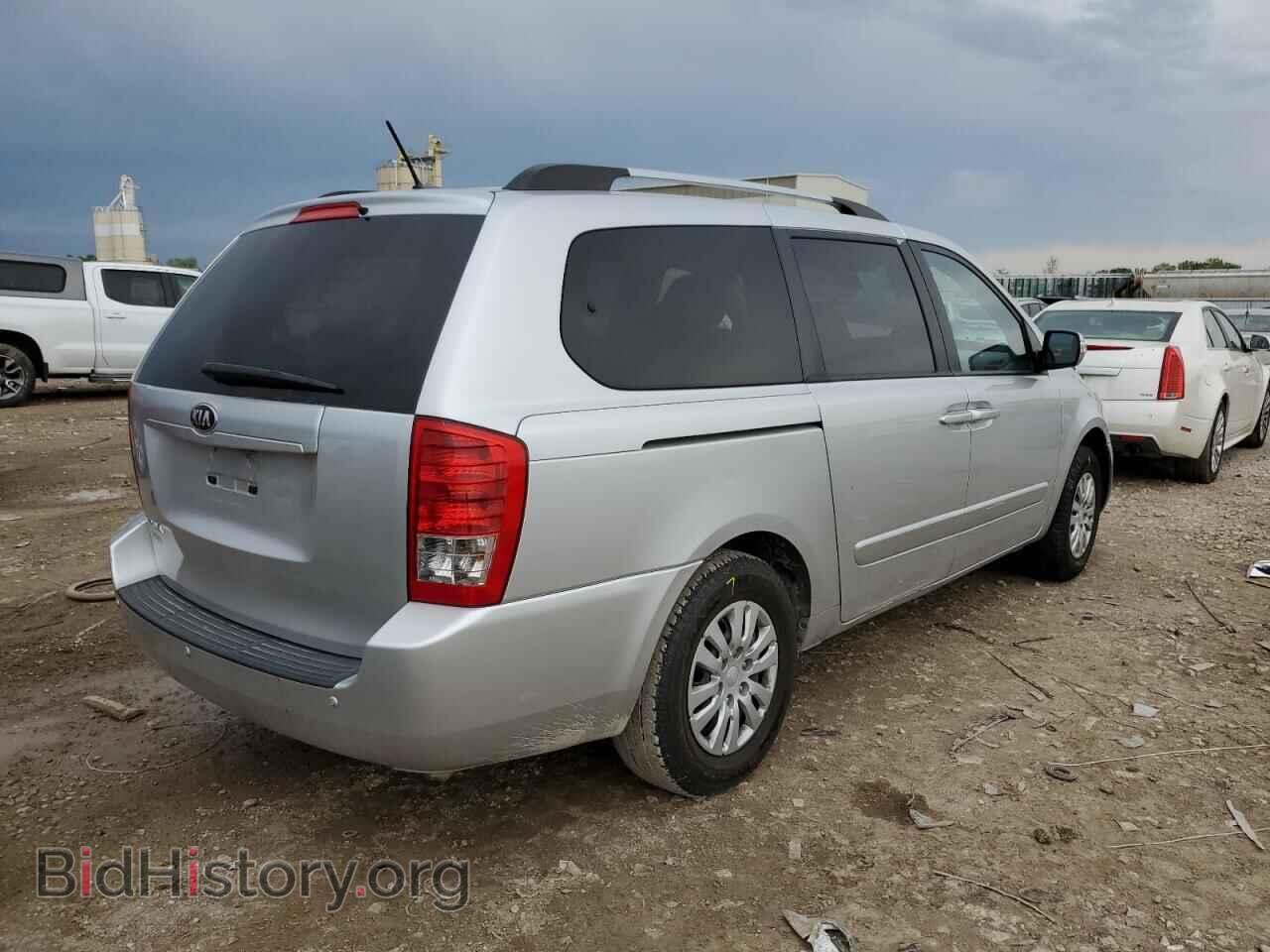 2014 KIA All Models - VIN: KNDMG4C70E6552650 - Фото 3