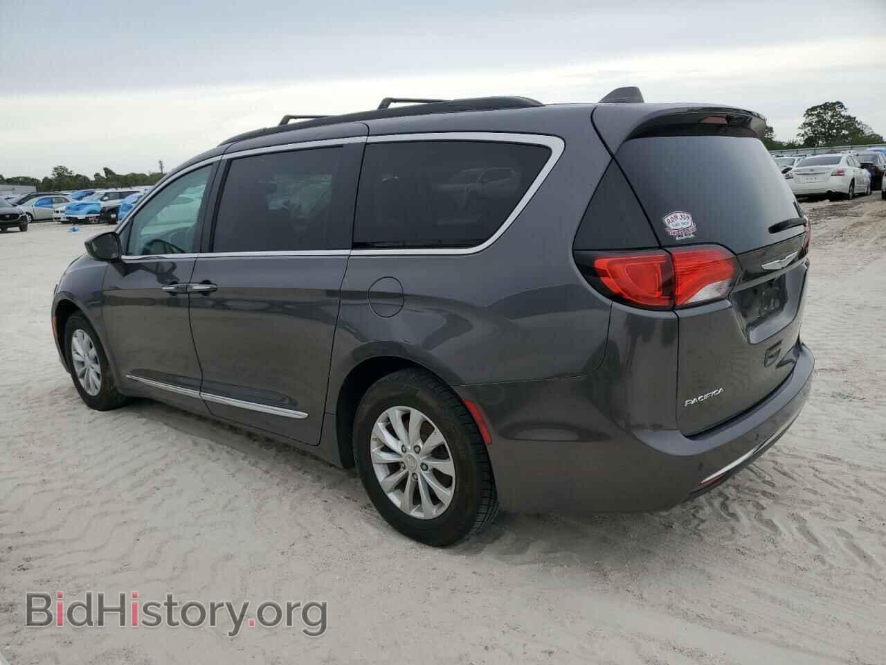 2017 CHRYSLER PACIFICA - VIN: 2C4RC1BG9HR569624 - Фото 2