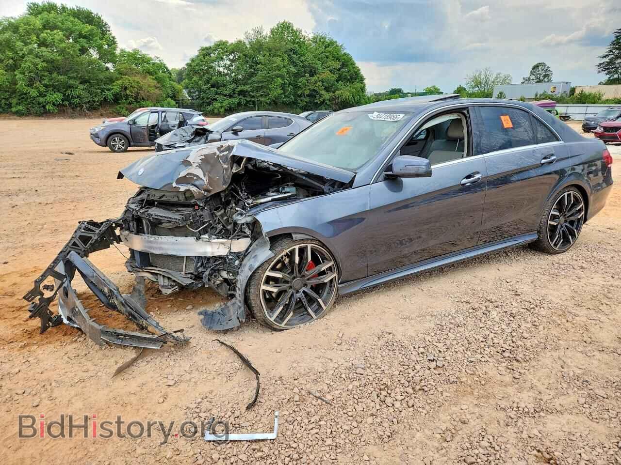 Photo WDDHF5KB6EB018209 - MERCEDES-BENZ E-CLASS 2014