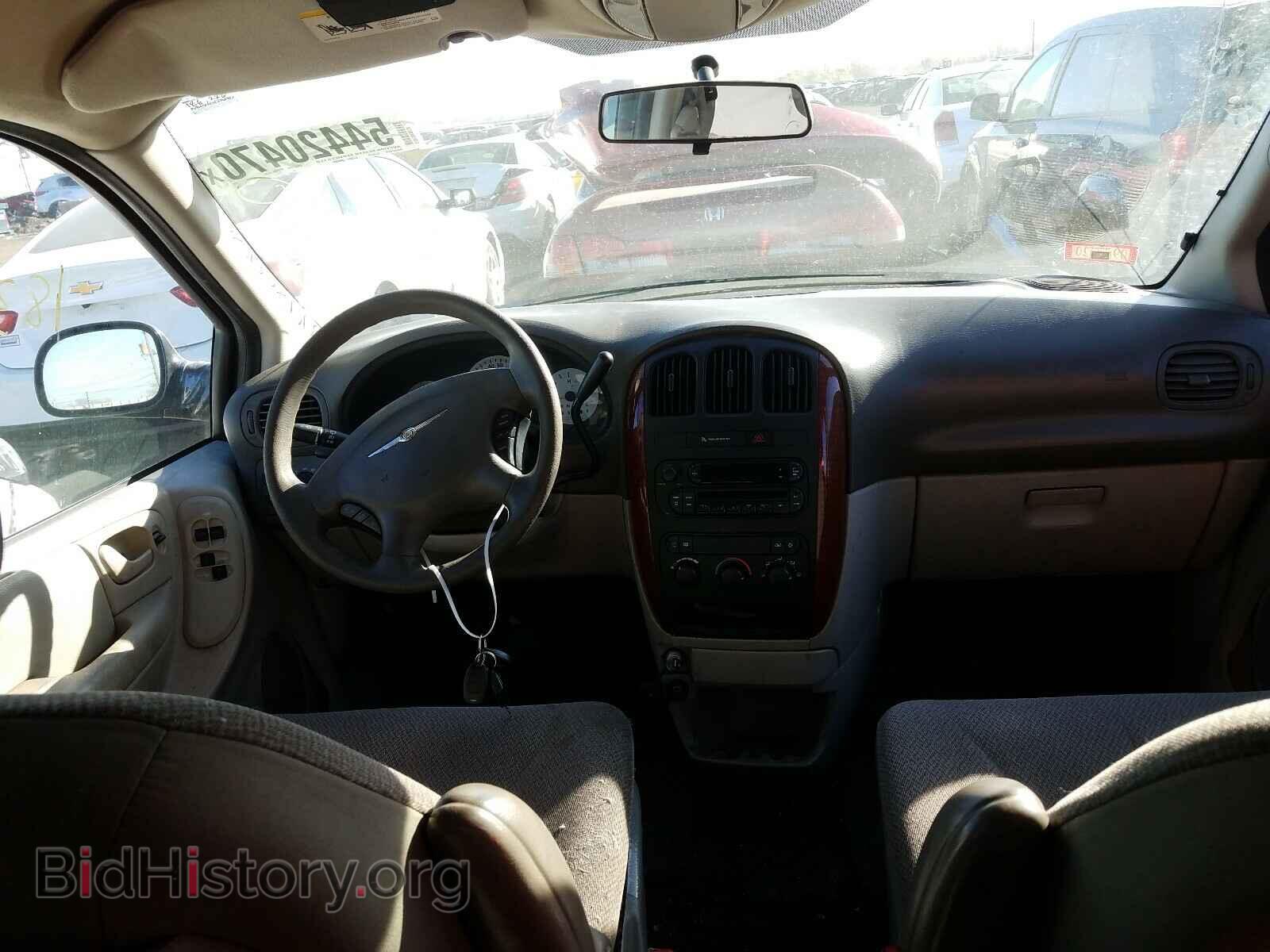 2007 CHRYSLER TOWN & C - VIN: 2A4GP44R87R157635 - Фото 9