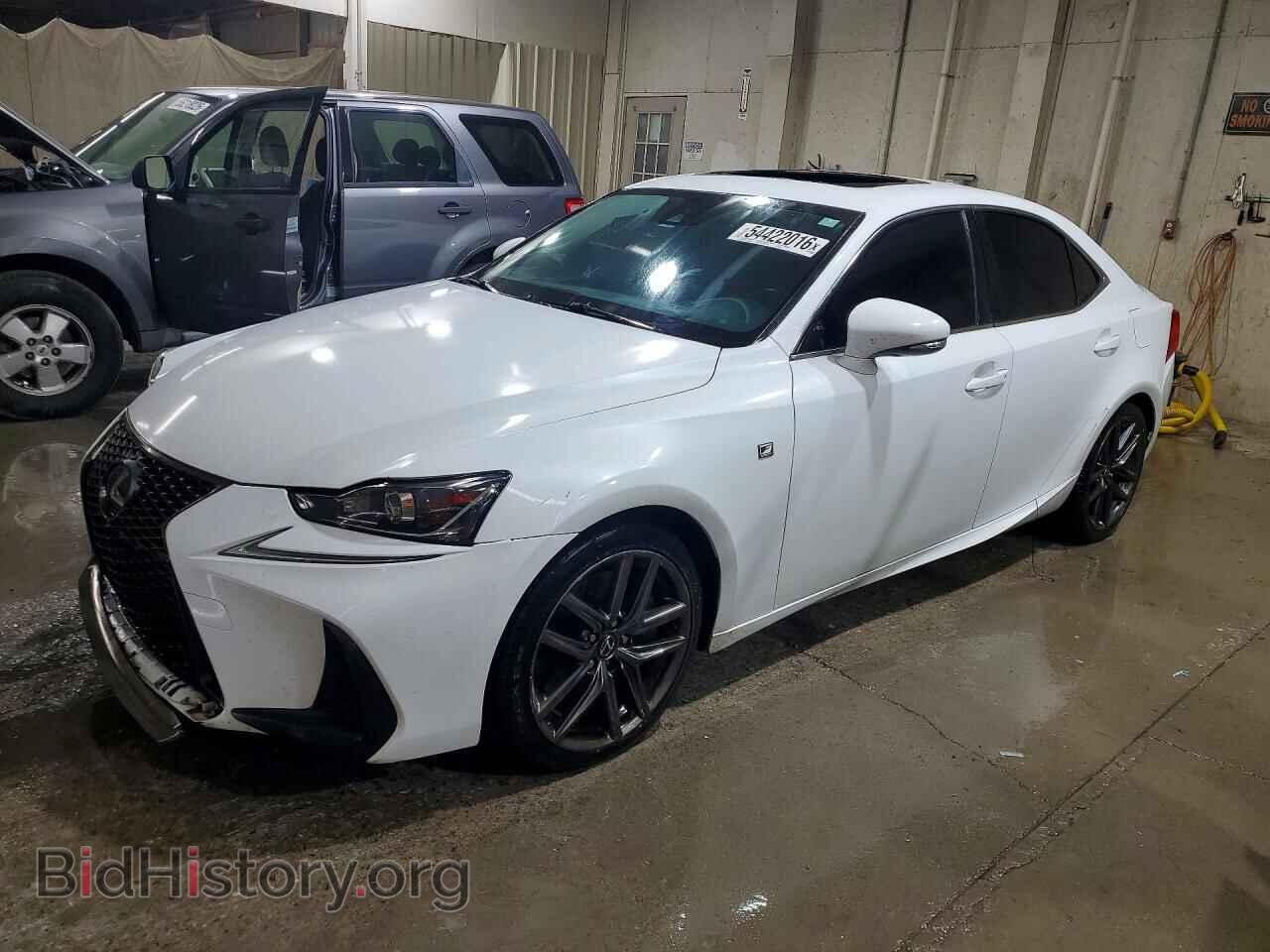 Photo JTHBA1D29J5072387 - LEXUS IS 2018