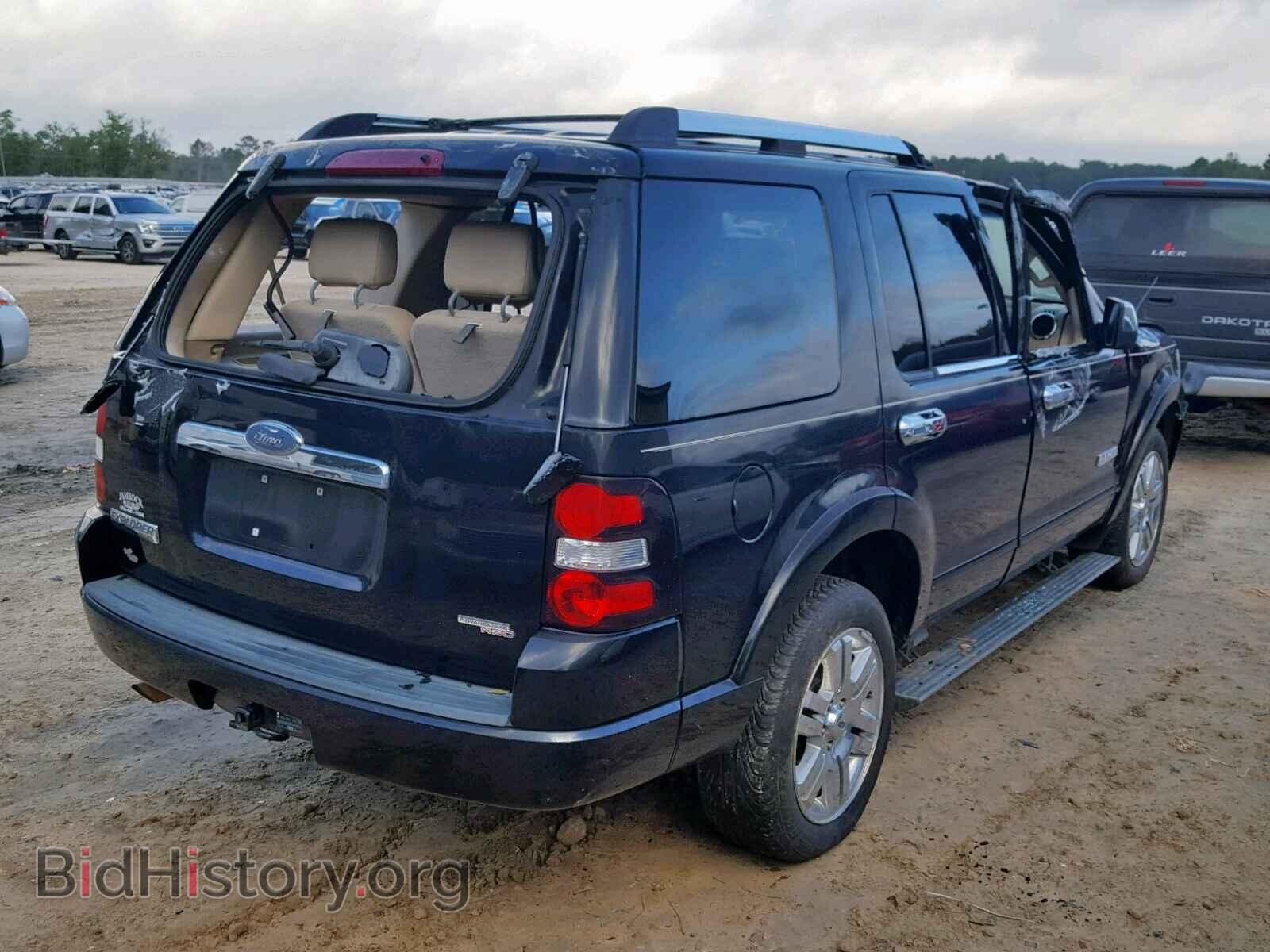 2007 FORD EXPLORER L - VIN: 1FMEU65E27UB29132 - Photo 4
