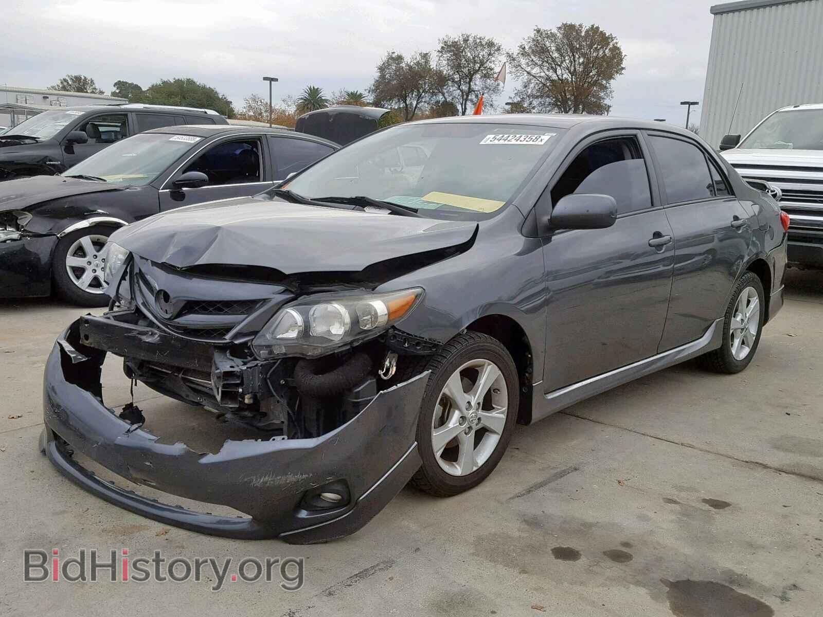 2011 TOYOTA COROLLA BA - VIN: 2T1BU4EE9BC568524 - Фото 2