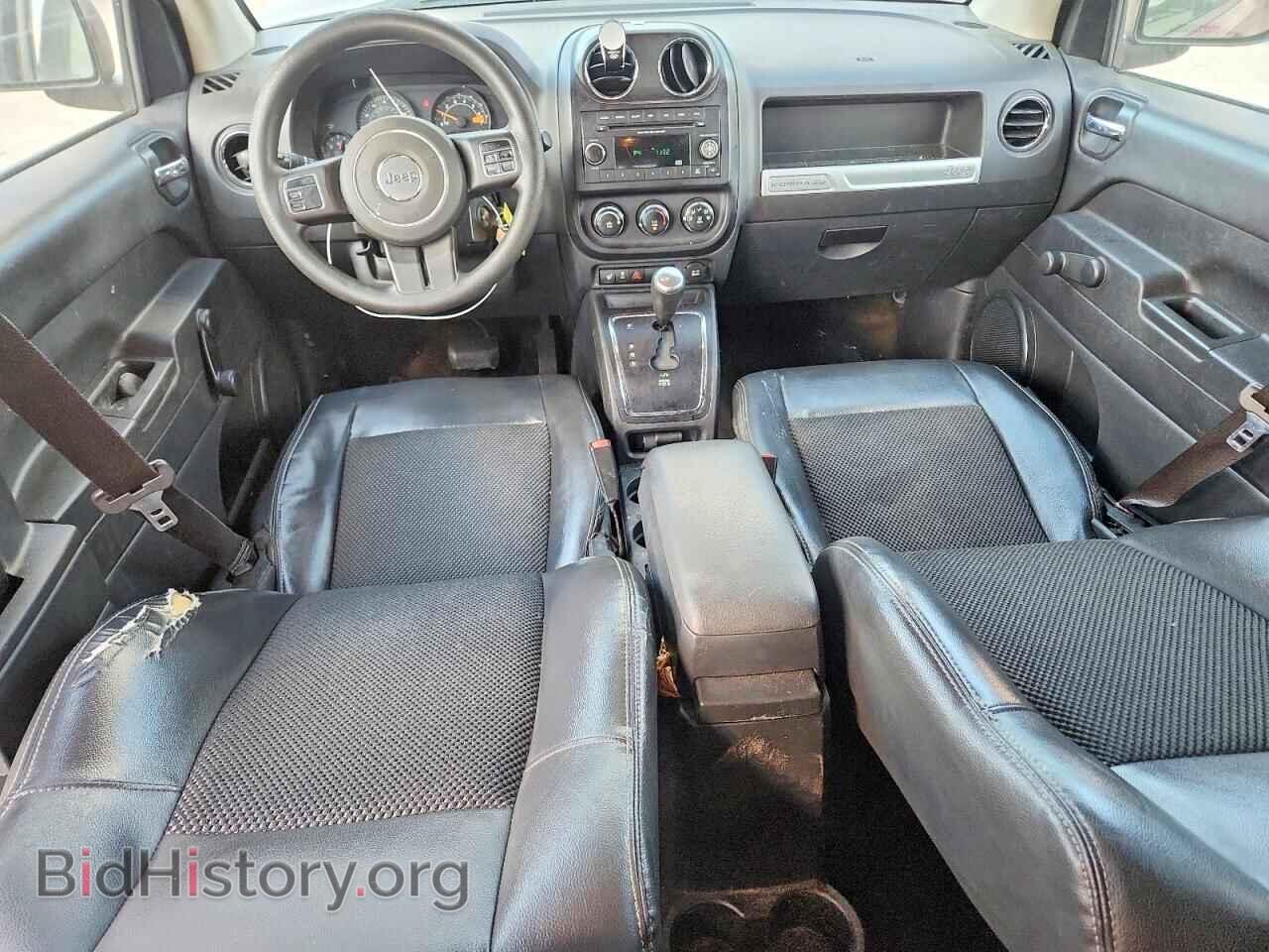 2015 JEEP COMPASS - VIN: 1C4NJCBA0FD334749 - Photo 8