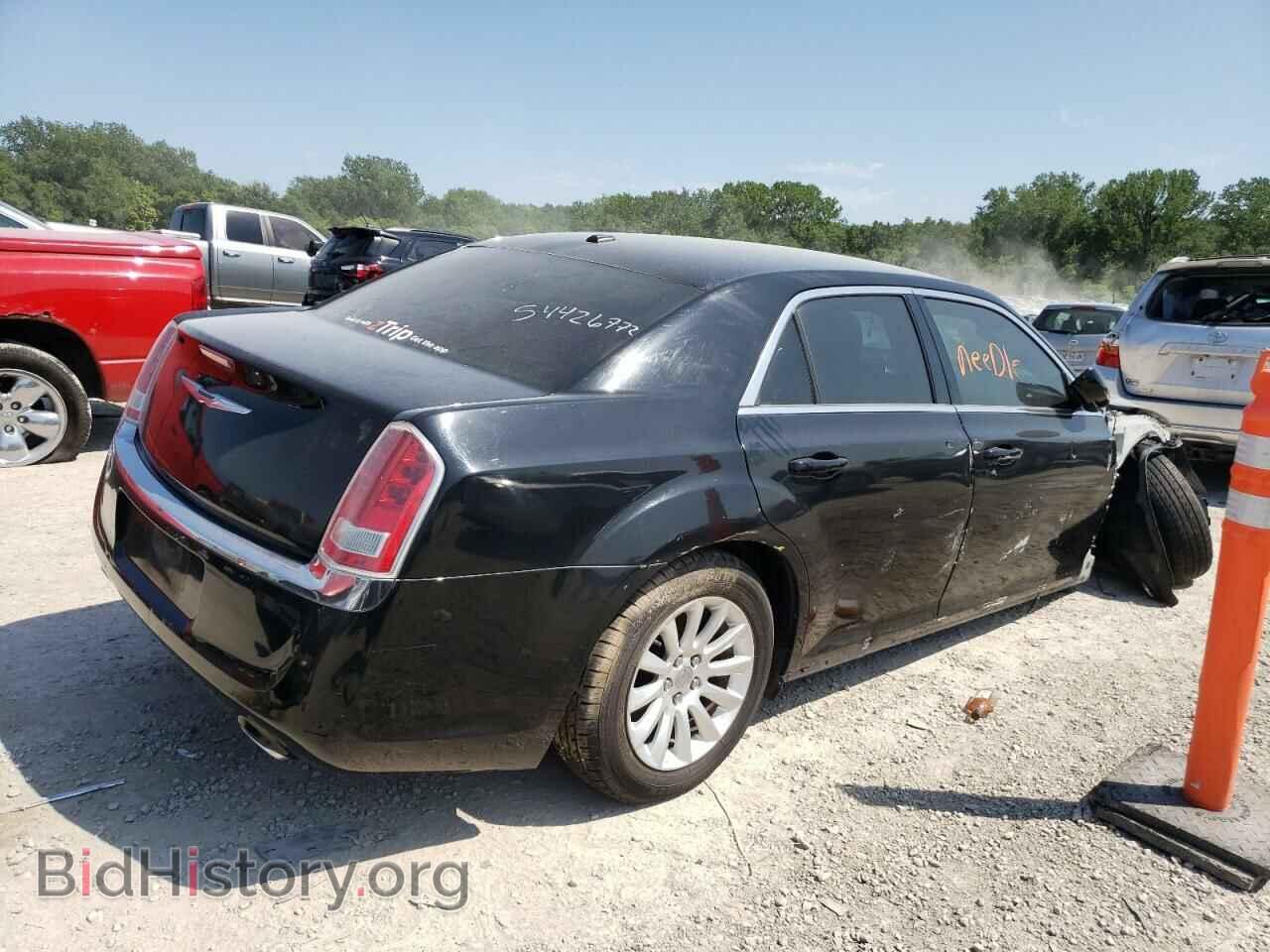 2014 CHRYSLER 300 - VIN: 2C3CCAAG8EH127897 - Фото 4