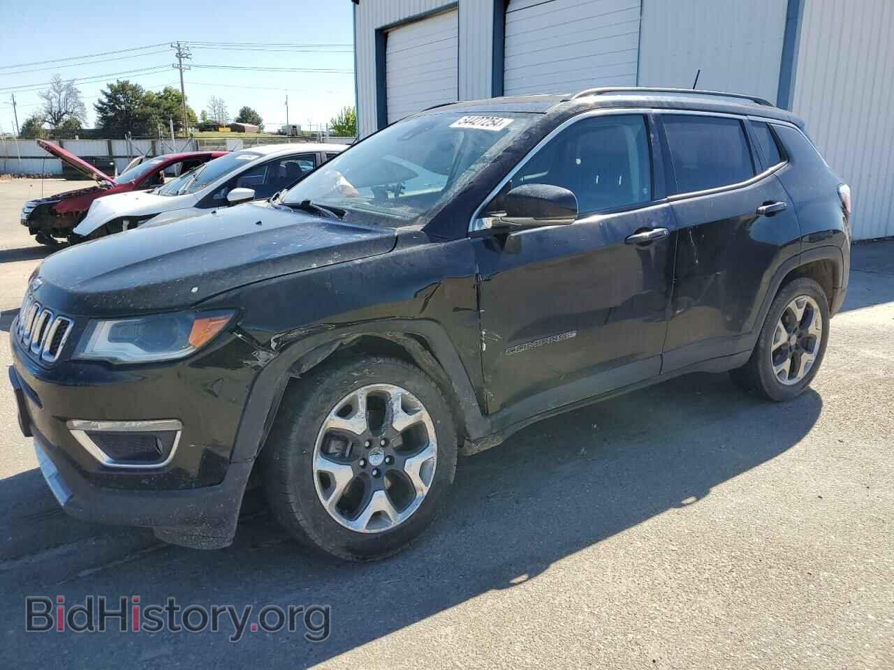 Фотография 3C4NJDCB5JT332463 - JEEP COMPASS 2018