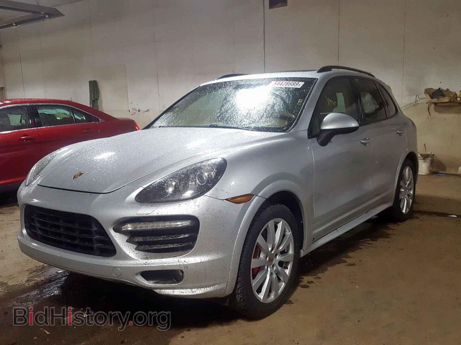2013 PORSCHE CAYENNE GT - VIN: WP1AD2A26DLA79925 - Фото 2
