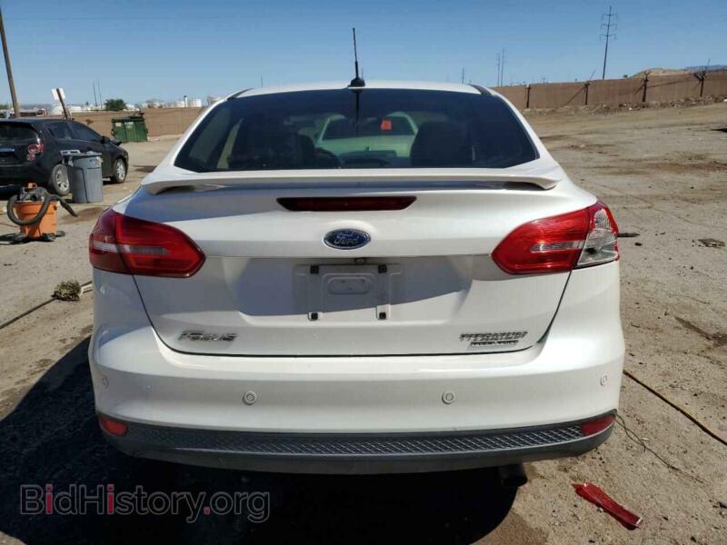 2015 Ford FOCUS (VIN 1FADP3J23FL300126) — фото 6 из 13