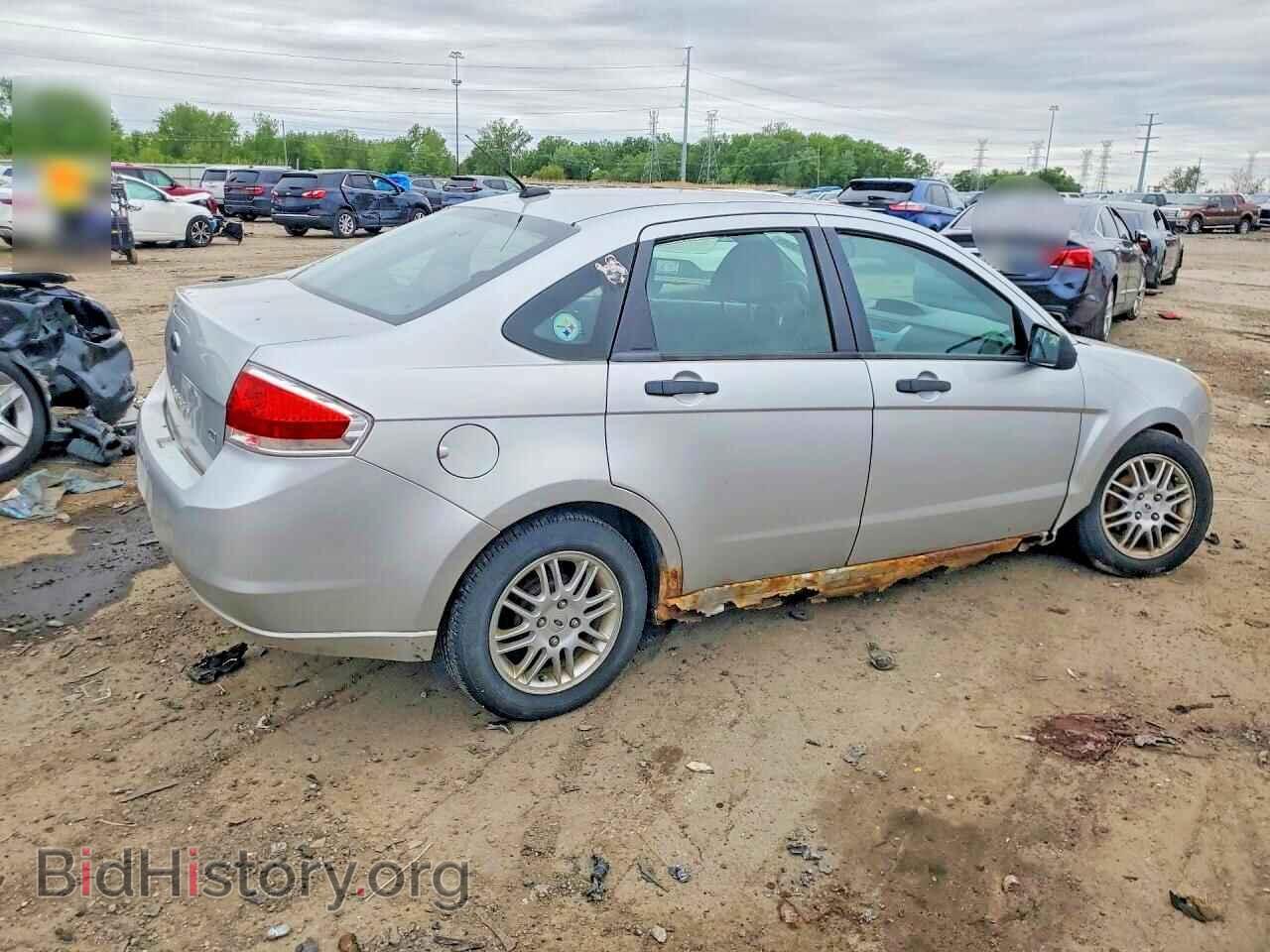 2011 FORD FOCUS - VIN: 1FAHP3FN1BW106286 - Photo 3