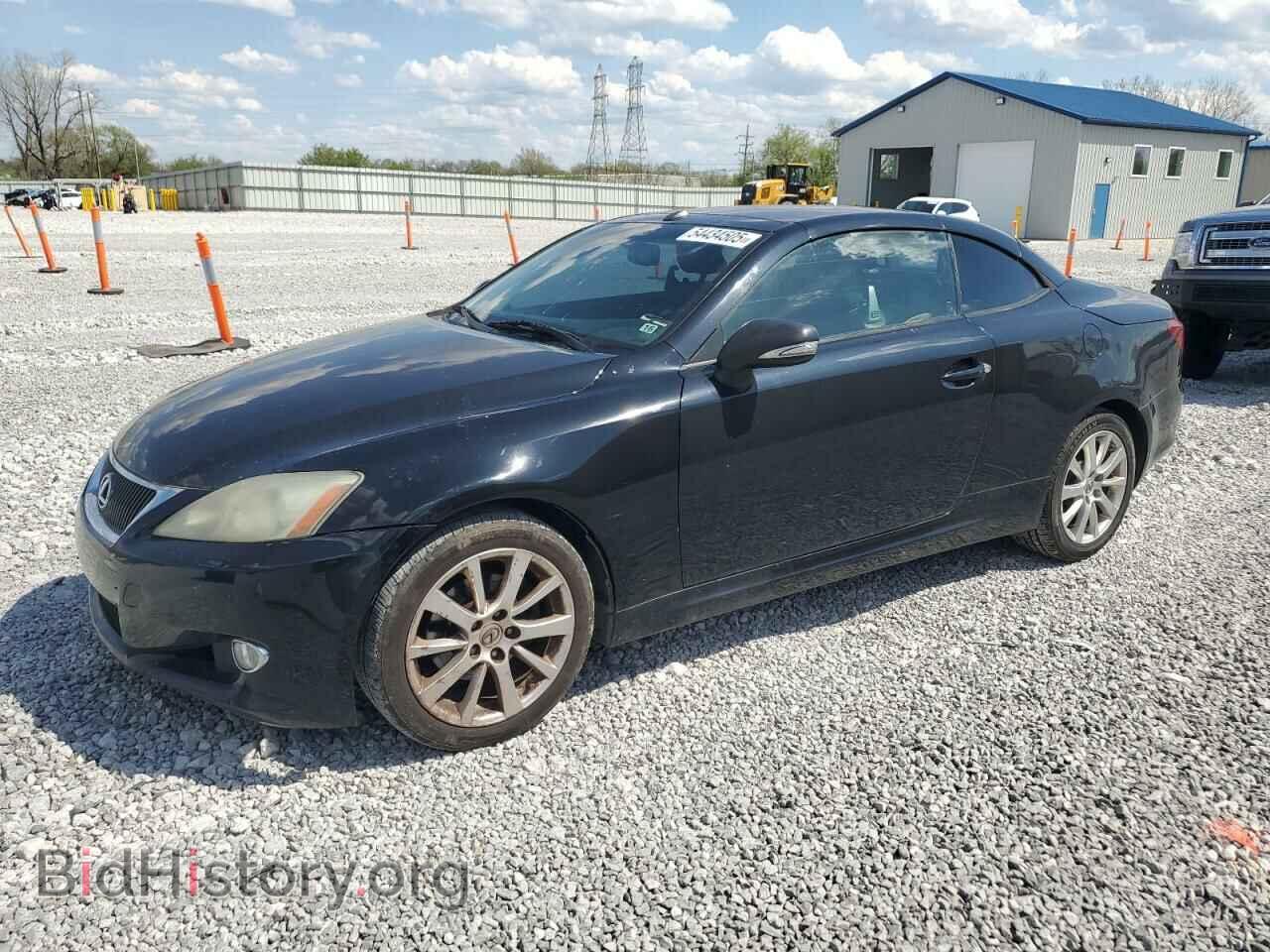 Photo JTHFF2C20A2500407 - LEXUS IS 2010