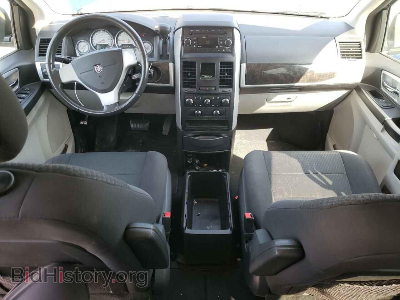 2010 DODGE CARAVAN - VIN: 2D4RN5D10AR408145 - Photo 8