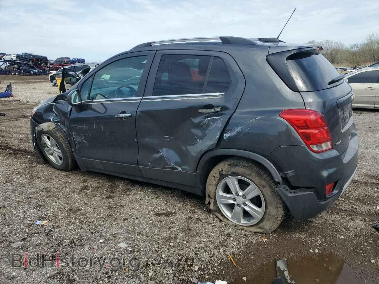 2017 CHEVROLET TRAX - VIN: 3GNCJLSB4HL211413 - Фото 2