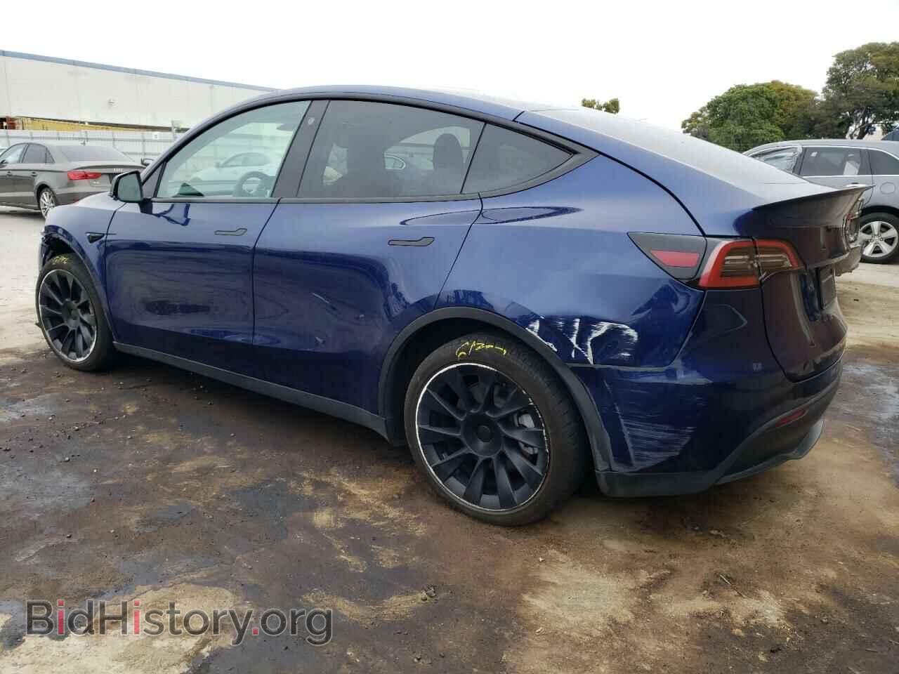 2022 TESLA MODEL Y - VIN: 7SAYGDEE2NF496232 - Photo 2