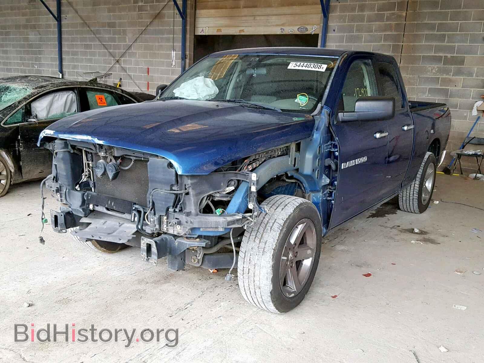 2011 DODGE RAM 1500 - VIN: 1D7RB1GT0BS703831 - Фото 2
