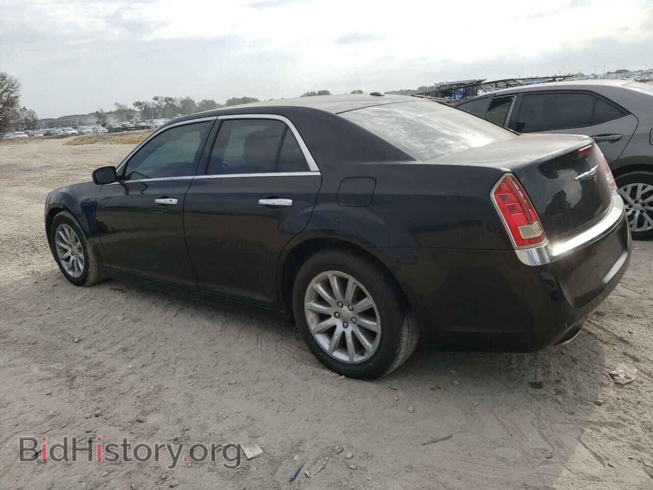 2012 CHRYSLER 300 - VIN: 2C3CCACG9CH310901 - Фото 2