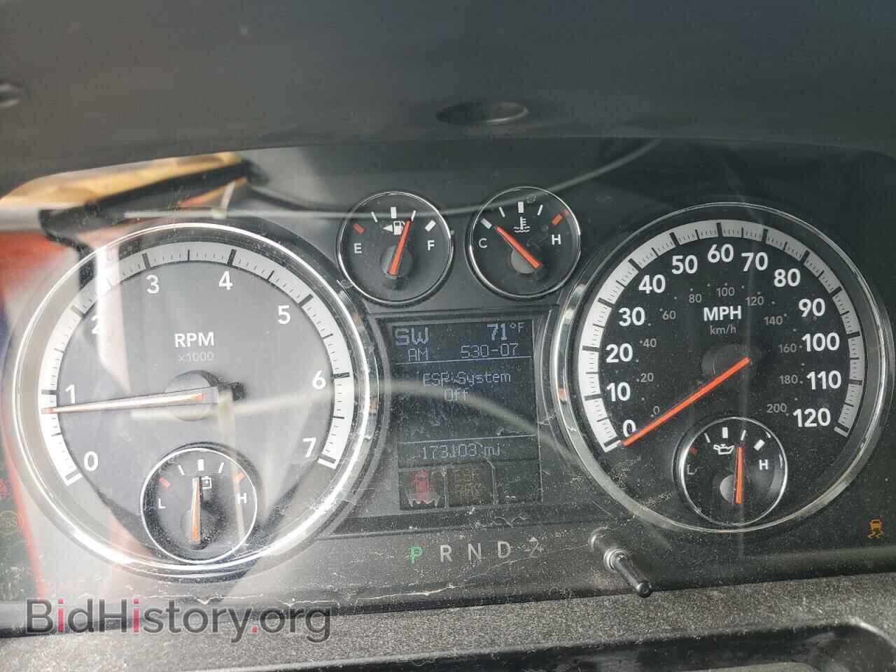 2009 DODGE All Models - VIN: 1D3HV13P09S735802 - Photo 9