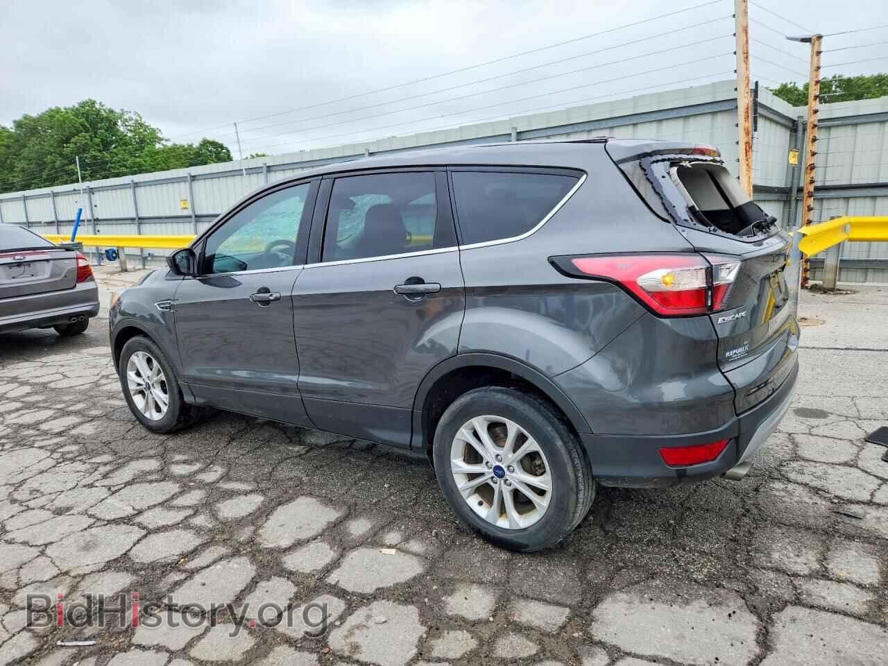 2017 FORD ESCAPE - VIN: 1FMCU0GD0HUB79912 - Photo 2