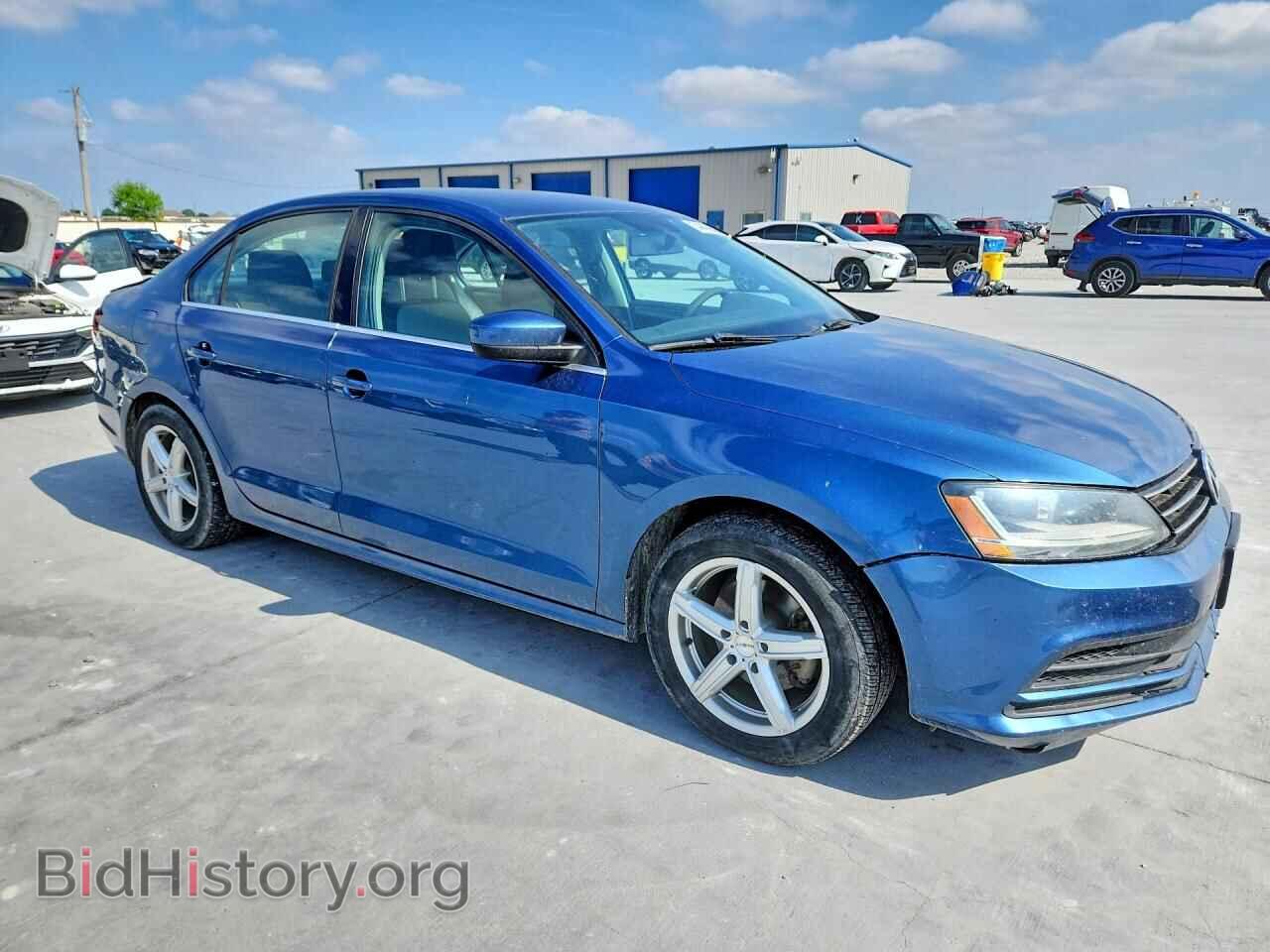 2017 VOLKSWAGEN JETTA - VIN: 3VW2B7AJ9HM303948 - Фото 4